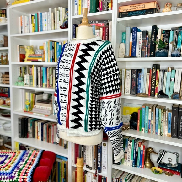 Vintage Concrete Mix geometric print sweater - Picture 5 of 8
